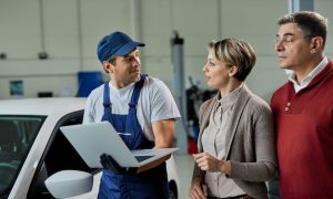 Что включает профессиональное обслуживание в автоцентре: стандарты работ, дополнительные сервисы и гарантийные обязательства